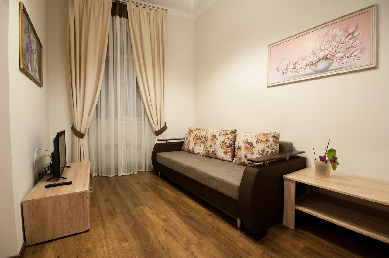 Wonderful Flat On City Center Uzhhorod Exterior foto